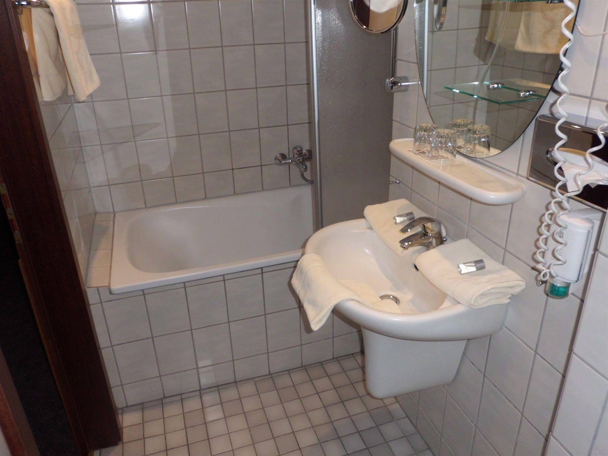 Hotel Imperial Krefeld Eksteriør bilde